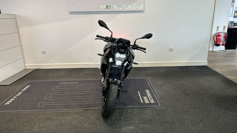 BMW F900 R (25MY)